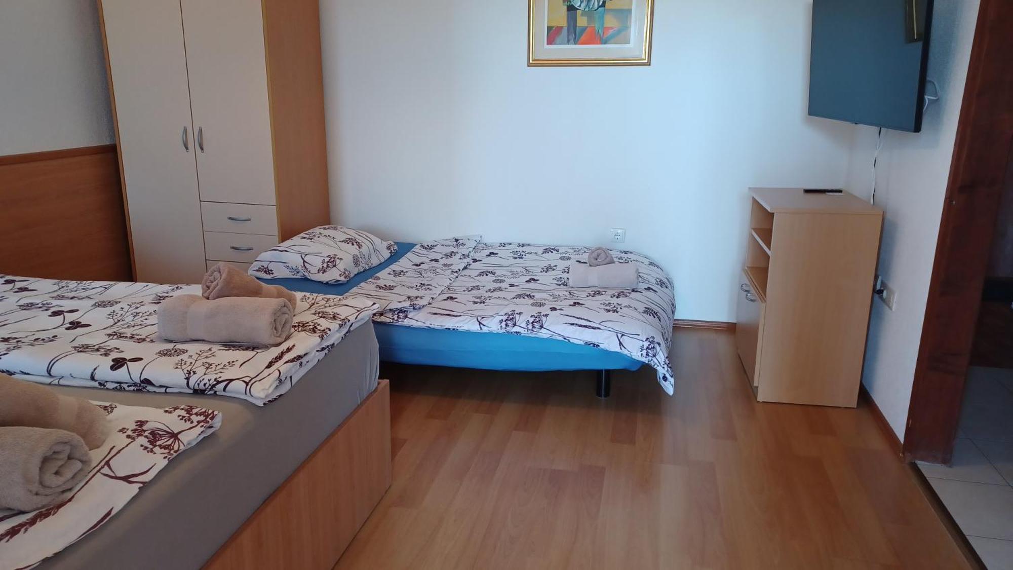 Apartments Villa Adamovic Umag Room photo