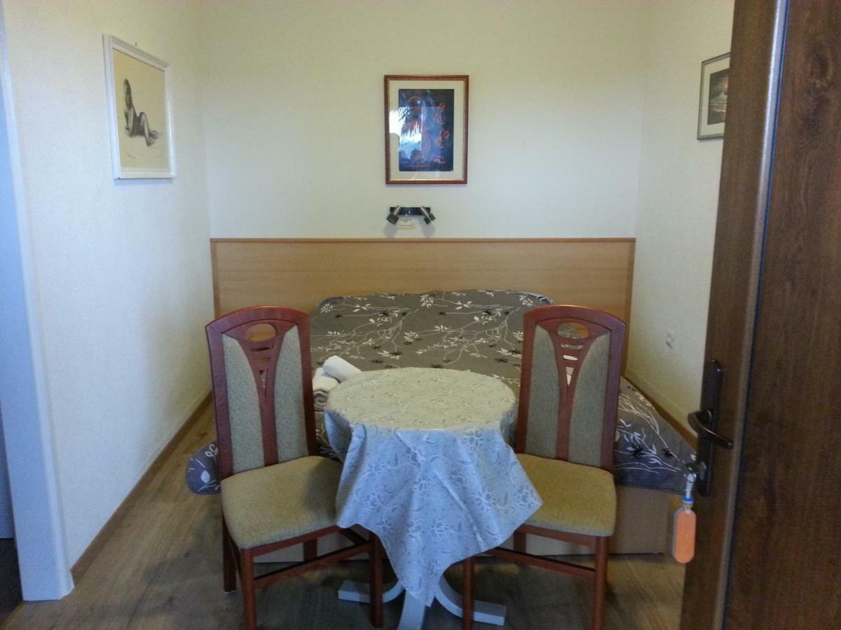 Apartments Villa Adamovic Umag Room photo
